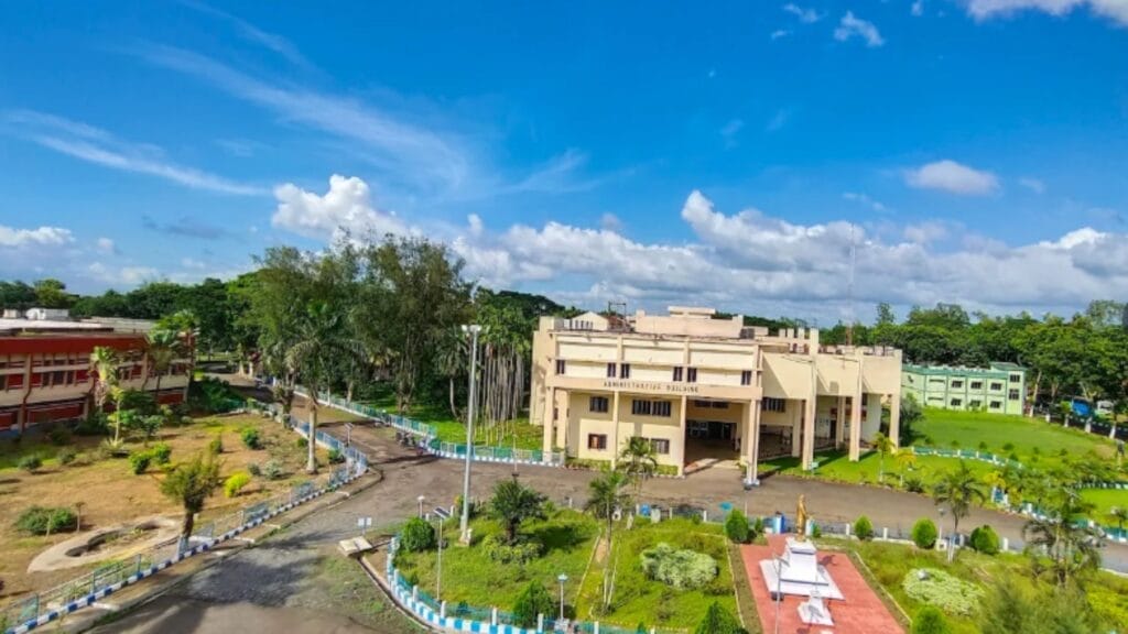 Bidhan Chandra Krishi Viswavidyalaya Administrative Building